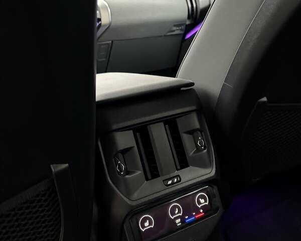 Серый БМВ Х3, объемом двигателя 2 л и пробегом 7 тыс. км за 88222 $, фото 69 на Automoto.ua