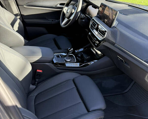 Серый БМВ Х3, объемом двигателя 2 л и пробегом 19 тыс. км за 59500 $, фото 13 на Automoto.ua