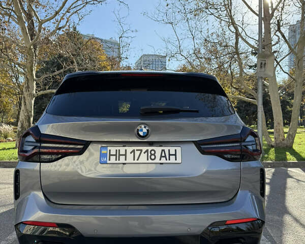 Серый БМВ Х3, объемом двигателя 2 л и пробегом 19 тыс. км за 59500 $, фото 4 на Automoto.ua