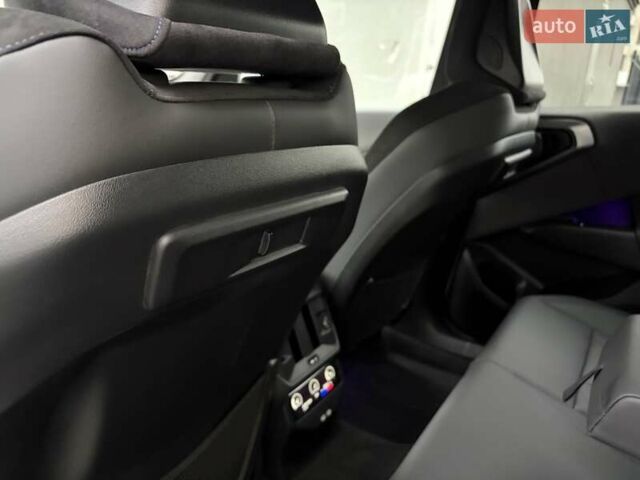 Серый БМВ Х3, объемом двигателя 2 л и пробегом 7 тыс. км за 88222 $, фото 63 на Automoto.ua