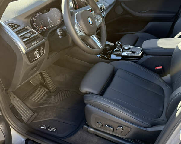 Серый БМВ Х3, объемом двигателя 2 л и пробегом 19 тыс. км за 59500 $, фото 12 на Automoto.ua