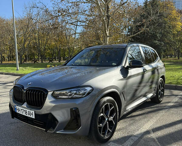 Серый БМВ Х3, объемом двигателя 2 л и пробегом 19 тыс. км за 59500 $, фото 2 на Automoto.ua