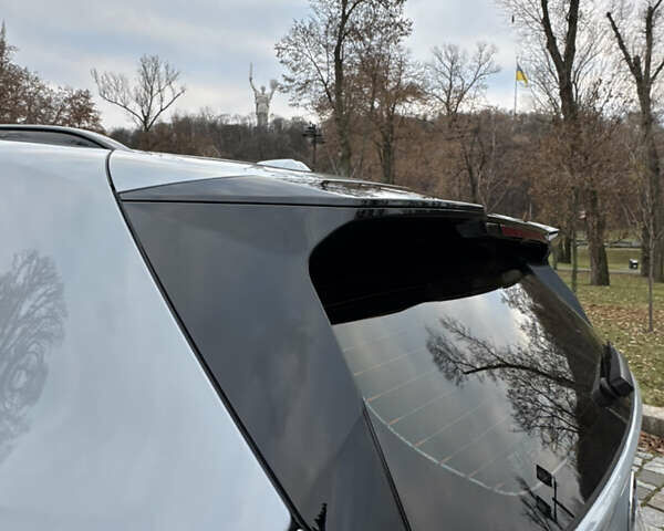 Сірий БМВ Х3, об'ємом двигуна 2 л та пробігом 13 тис. км за 71999 $, фото 130 на Automoto.ua