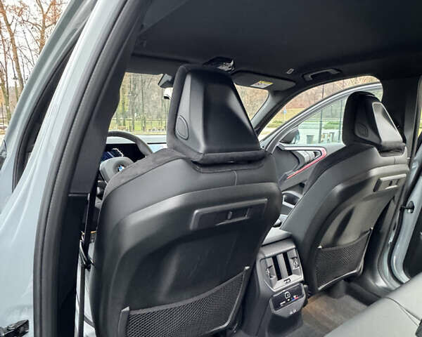 Сірий БМВ Х3, об'ємом двигуна 2 л та пробігом 13 тис. км за 71999 $, фото 168 на Automoto.ua