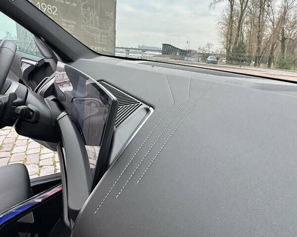 Сірий БМВ Х3, об'ємом двигуна 2 л та пробігом 13 тис. км за 71999 $, фото 19 на Automoto.ua