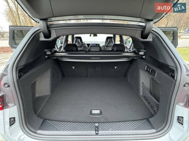 Сірий БМВ Х3, об'ємом двигуна 2 л та пробігом 13 тис. км за 71999 $, фото 46 на Automoto.ua