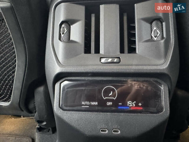 Сірий БМВ Х3, об'ємом двигуна 2 л та пробігом 13 тис. км за 71999 $, фото 28 на Automoto.ua