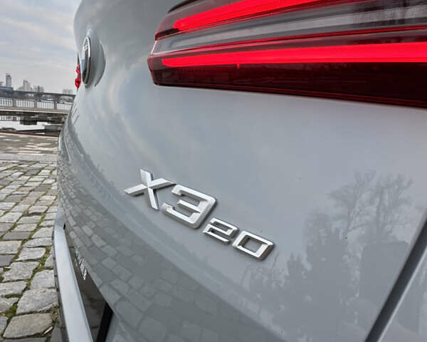 Сірий БМВ Х3, об'ємом двигуна 2 л та пробігом 13 тис. км за 71999 $, фото 129 на Automoto.ua