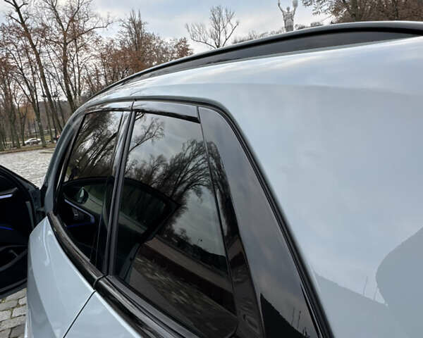 Сірий БМВ Х3, об'ємом двигуна 2 л та пробігом 13 тис. км за 71999 $, фото 121 на Automoto.ua