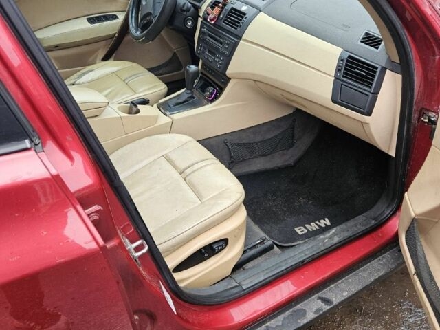 Синий БМВ Х3, объемом двигателя 3.5 л и пробегом 280 тыс. км за 6000 $, фото 3 на Automoto.ua