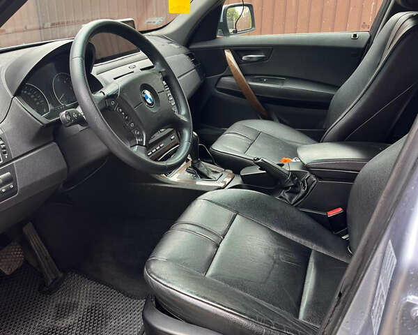 Синий БМВ Х3, объемом двигателя 2.99 л и пробегом 395 тыс. км за 7200 $, фото 8 на Automoto.ua