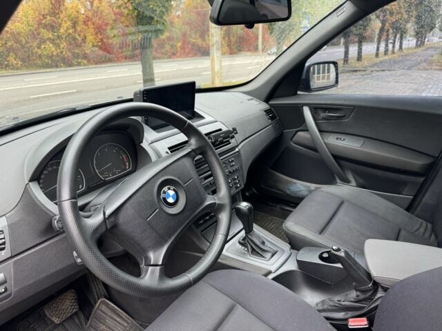 Синий БМВ Х3, объемом двигателя 3 л и пробегом 332 тыс. км за 4800 $, фото 4 на Automoto.ua