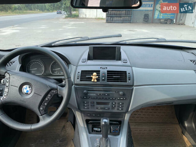Синий БМВ Х3, объемом двигателя 3 л и пробегом 353 тыс. км за 7400 $, фото 7 на Automoto.ua