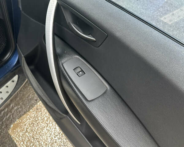 Синій БМВ Х3, об'ємом двигуна 2.5 л та пробігом 202 тис. км за 7400 $, фото 15 на Automoto.ua
