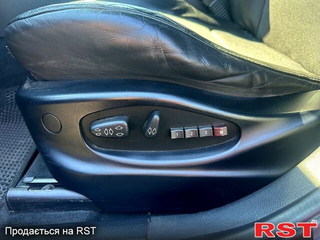 Синий БМВ Х3, объемом двигателя 2.5 л и пробегом 223 тыс. км за 9500 $, фото 13 на Automoto.ua