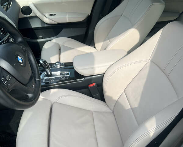 Синий БМВ Х3, объемом двигателя 3 л и пробегом 148 тыс. км за 14400 $, фото 9 на Automoto.ua