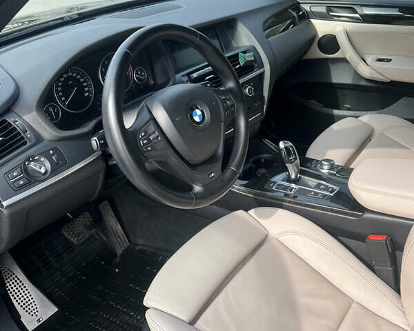 Синий БМВ Х3, объемом двигателя 3 л и пробегом 148 тыс. км за 14400 $, фото 8 на Automoto.ua