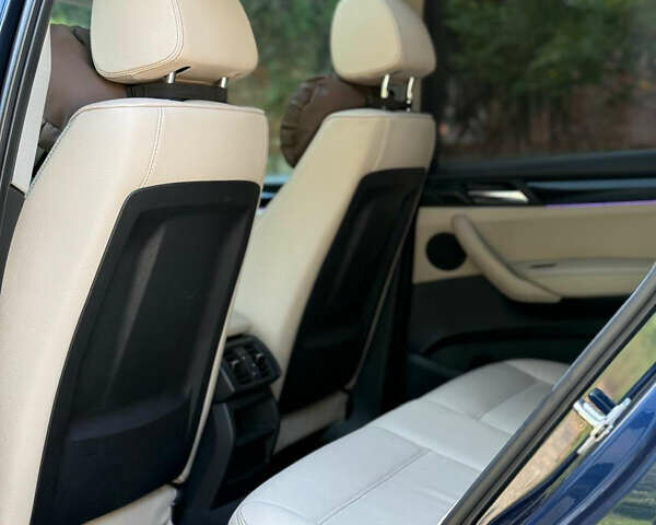 Синій БМВ Х3, об'ємом двигуна 3 л та пробігом 290 тис. км за 15400 $, фото 21 на Automoto.ua