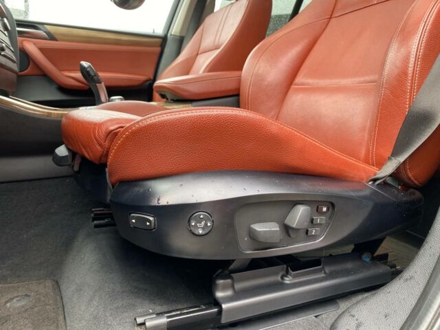 Синий БМВ Х3, объемом двигателя 3 л и пробегом 235 тыс. км за 12900 $, фото 21 на Automoto.ua