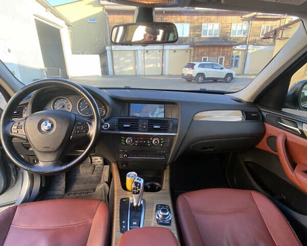 Синий БМВ Х3, объемом двигателя 3 л и пробегом 240 тыс. км за 12700 $, фото 17 на Automoto.ua