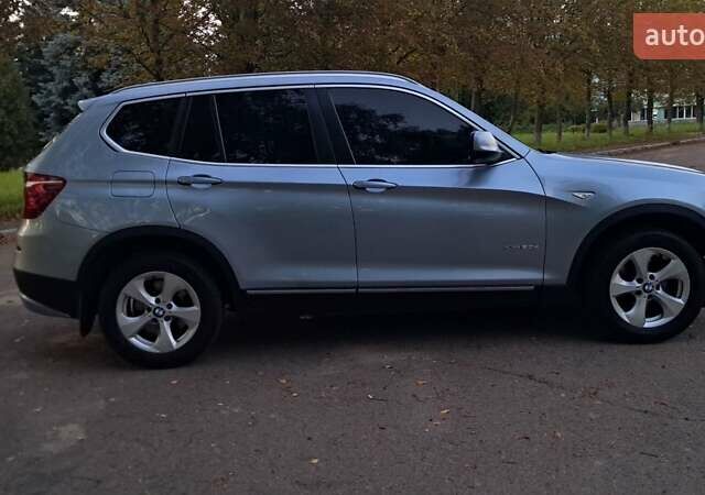 Синий БМВ Х3, объемом двигателя 2 л и пробегом 318 тыс. км за 13500 $, фото 3 на Automoto.ua