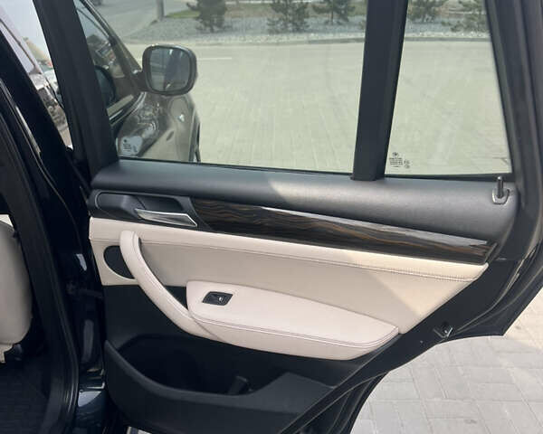 Синий БМВ Х3, объемом двигателя 3 л и пробегом 148 тыс. км за 14400 $, фото 14 на Automoto.ua