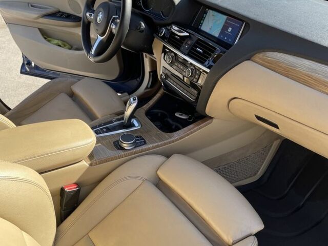 Синій БМВ Х3, об'ємом двигуна 2 л та пробігом 300 тис. км за 11500 $, фото 11 на Automoto.ua