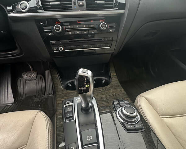 Синій БМВ Х3, об'ємом двигуна 2 л та пробігом 167 тис. км за 14000 $, фото 16 на Automoto.ua