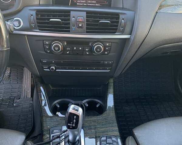 Синий БМВ Х3, объемом двигателя 2 л и пробегом 256 тыс. км за 15500 $, фото 6 на Automoto.ua