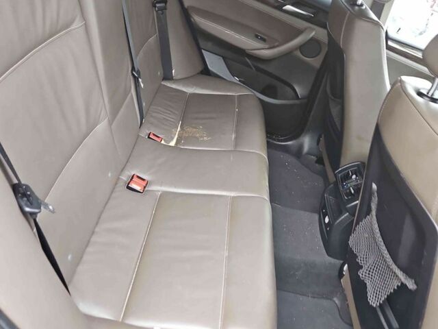 Синий БМВ Х3, объемом двигателя 2 л и пробегом 220 тыс. км за 8200 $, фото 4 на Automoto.ua