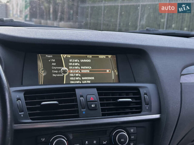 Синий БМВ Х3, объемом двигателя 2 л и пробегом 150 тыс. км за 15000 $, фото 59 на Automoto.ua