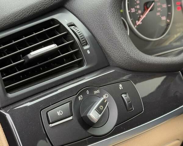 Синий БМВ Х3, объемом двигателя 2 л и пробегом 180 тыс. км за 13200 $, фото 34 на Automoto.ua