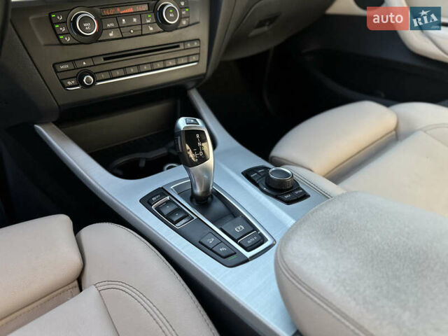 Синій БМВ Х3, об'ємом двигуна 2 л та пробігом 290 тис. км за 15200 $, фото 35 на Automoto.ua
