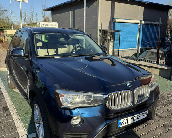 Синий БМВ Х3, объемом двигателя 2 л и пробегом 175 тыс. км за 15300 $, фото 2 на Automoto.ua