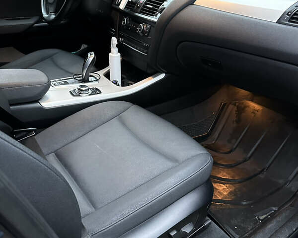 Синий БМВ Х3, объемом двигателя 2 л и пробегом 110 тыс. км за 18600 $, фото 5 на Automoto.ua