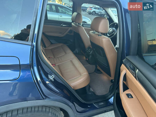 Синій БМВ Х3, об'ємом двигуна 2 л та пробігом 144 тис. км за 17500 $, фото 16 на Automoto.ua