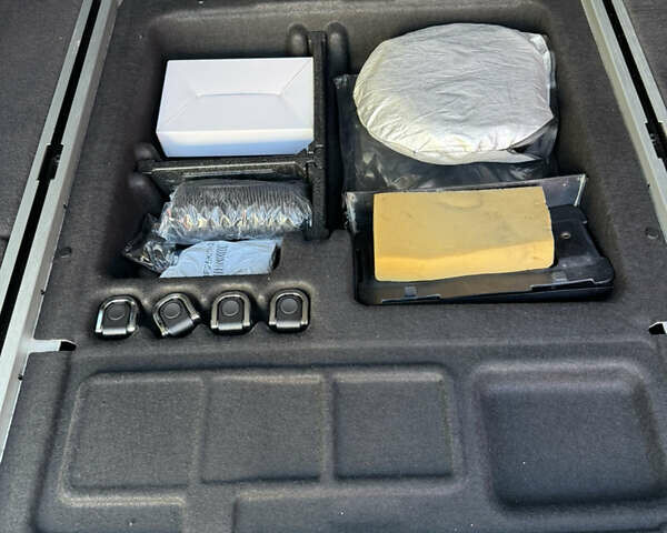 Синий БМВ Х3, объемом двигателя 2 л и пробегом 175 тыс. км за 15300 $, фото 26 на Automoto.ua