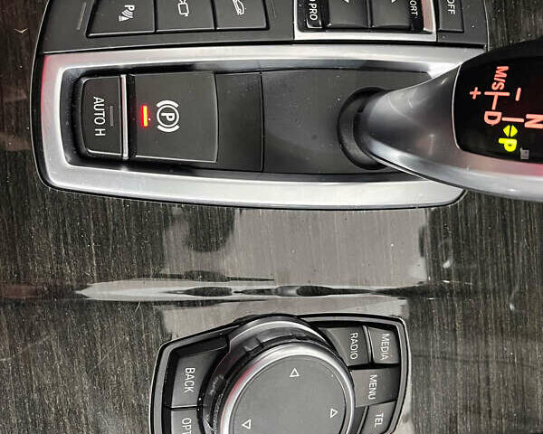 Синій БМВ Х3, об'ємом двигуна 2 л та пробігом 194 тис. км за 19950 $, фото 19 на Automoto.ua