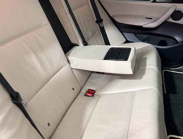 Синій БМВ Х3, об'ємом двигуна 2 л та пробігом 194 тис. км за 19950 $, фото 13 на Automoto.ua