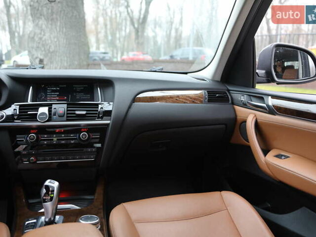 Синий БМВ Х3, объемом двигателя 3 л и пробегом 233 тыс. км за 17000 $, фото 12 на Automoto.ua