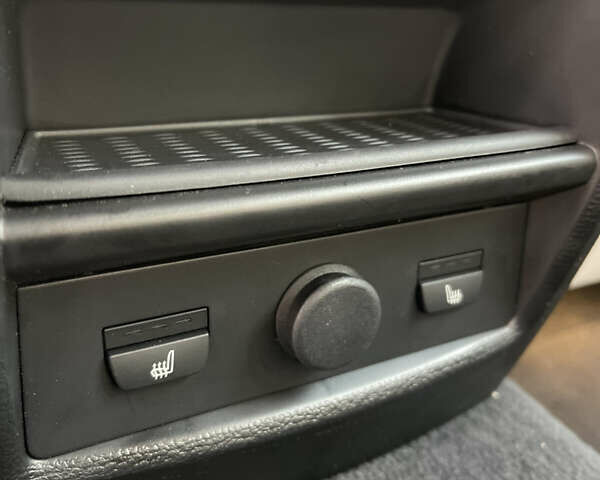 Синий БМВ Х3, объемом двигателя 2 л и пробегом 190 тыс. км за 15900 $, фото 13 на Automoto.ua