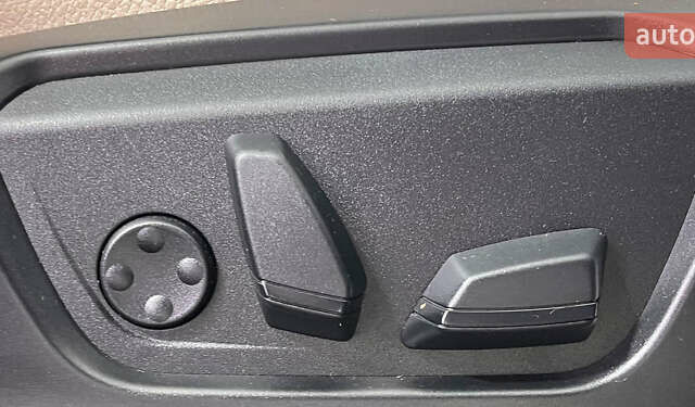 Синій БМВ Х3, об'ємом двигуна 2 л та пробігом 194 тис. км за 19950 $, фото 11 на Automoto.ua