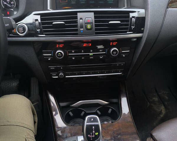 БМВ Х3 2016 в Броварах на Automoto.ua Синий БМВ Х3, объемом двигателя 2 л и пробегом 215 тыс. км за 20500 $, фото 10 на Automoto.ua