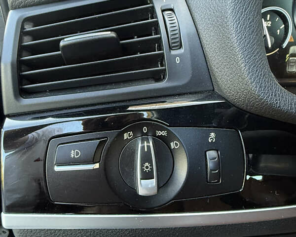 Синій БМВ Х3, об'ємом двигуна 2 л та пробігом 204 тис. км за 16300 $, фото 29 на Automoto.ua