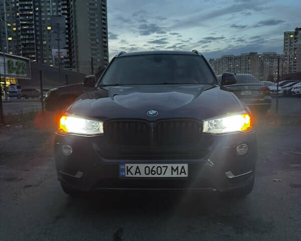 Синій БМВ Х3, об'ємом двигуна 2 л та пробігом 250 тис. км за 17000 $, фото 5 на Automoto.ua