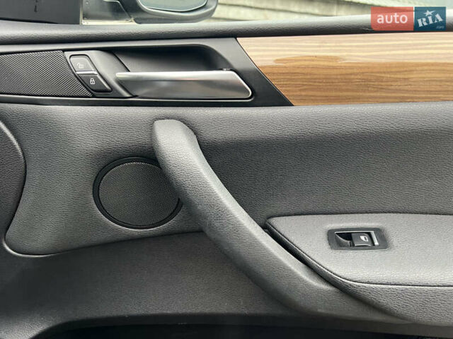 Синий БМВ Х3, объемом двигателя 2 л и пробегом 251 тыс. км за 16800 $, фото 30 на Automoto.ua