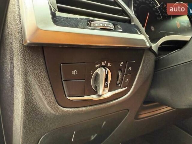 Синій БМВ Х3, об'ємом двигуна 2 л та пробігом 121 тис. км за 28990 $, фото 14 на Automoto.ua