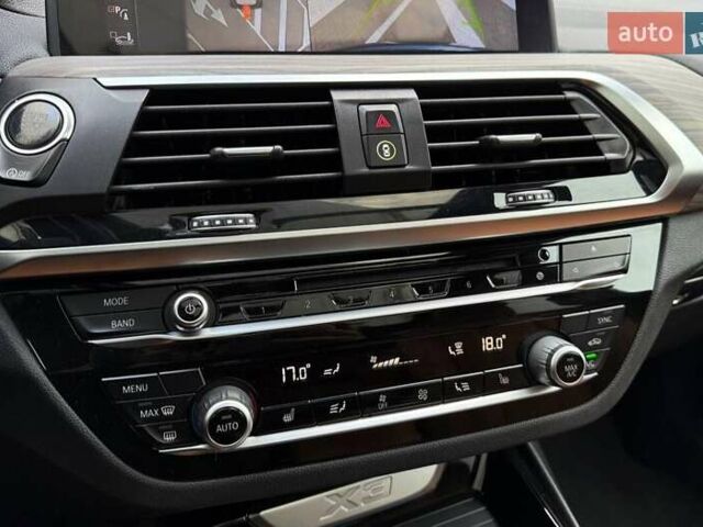 Синій БМВ Х3, об'ємом двигуна 2 л та пробігом 121 тис. км за 28990 $, фото 21 на Automoto.ua