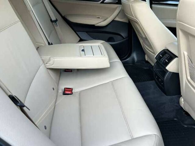 Синий БМВ Х3, объемом двигателя 2 л и пробегом 66 тыс. км за 12800 $, фото 19 на Automoto.ua