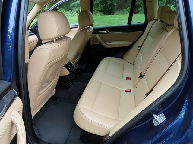 Синій БМВ Х3, об'ємом двигуна 2 л та пробігом 56 тис. км за 9100 $, фото 17 на Automoto.ua